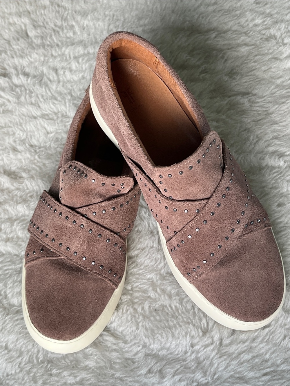 Frye Nina Suede Studded Slip-On sneaker loafer - Dusty Rose Suede size 9.5